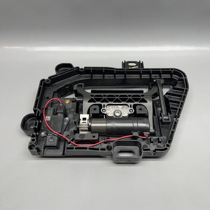 1046122-00-G TESLA MODEL S DOOR HANDLE RIGHT FRONT 2017 2018 2019 GEN 2 OEM 1046122-00-G