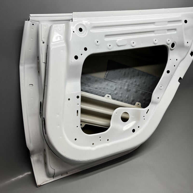 MODEL 3 TESLA MODEL 3 DOOR RIGHT REAR 2017 2018 2019 2020 2021 2022 2023 OEM DAMAGED