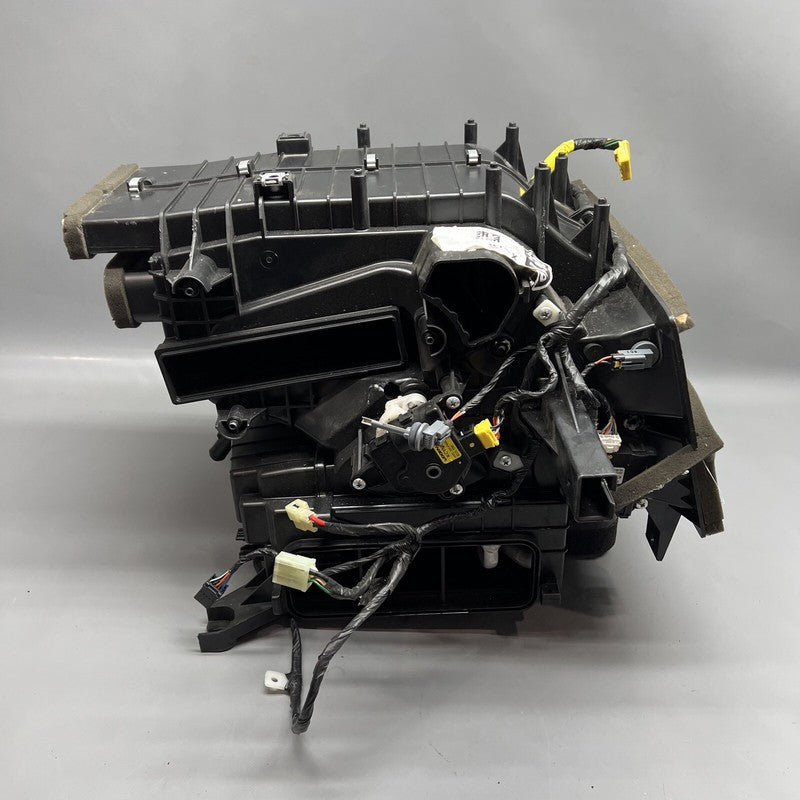 1037530-00-D TESLA MODEL X HVAC HEATER BOX 2016 2017 2018 2019 2020 OEM 1037530-00-D