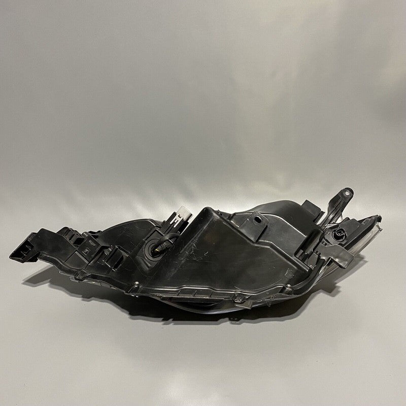 TOYOTA COROLLA HEADLIGHT RIGHT PASSENGER HALOGEN 2017 2018 2019 OEM