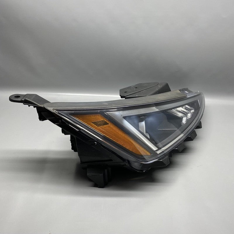 92102F3500 HYUNDAI ELANTRA HEADLIGHT RIGHT PASSENGER 92102F3500 2019 2020 HALOGEN OEM
