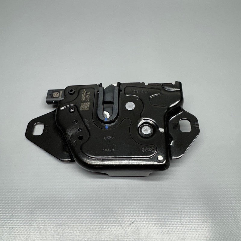 1500397-00-F TESLA MODEL Y HOOD LATCH DOOR LACK  2020 2021 2022 2023 2024 OEM 1500397-00-F