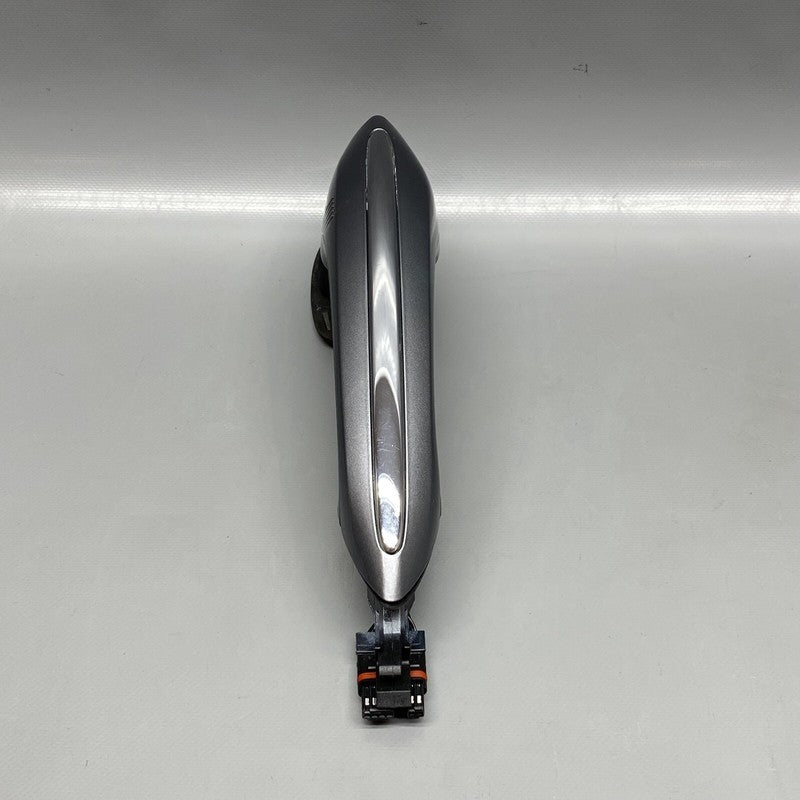 7305283 BMW 528 DOOR HANDLE RIGHT REAR KEYLESS 2014 2015 2016 F10 OEM 7305283