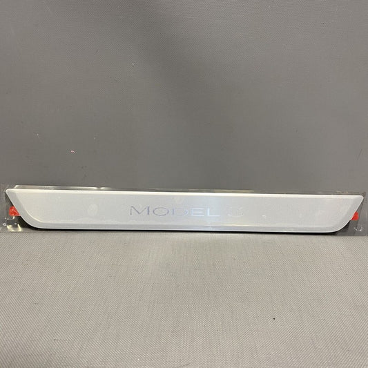 1090844-00-C TESLA MODEL 3 SILL PLATE FRONT DOOR 1090844-00-C OEM 2017 2018 2019 2020