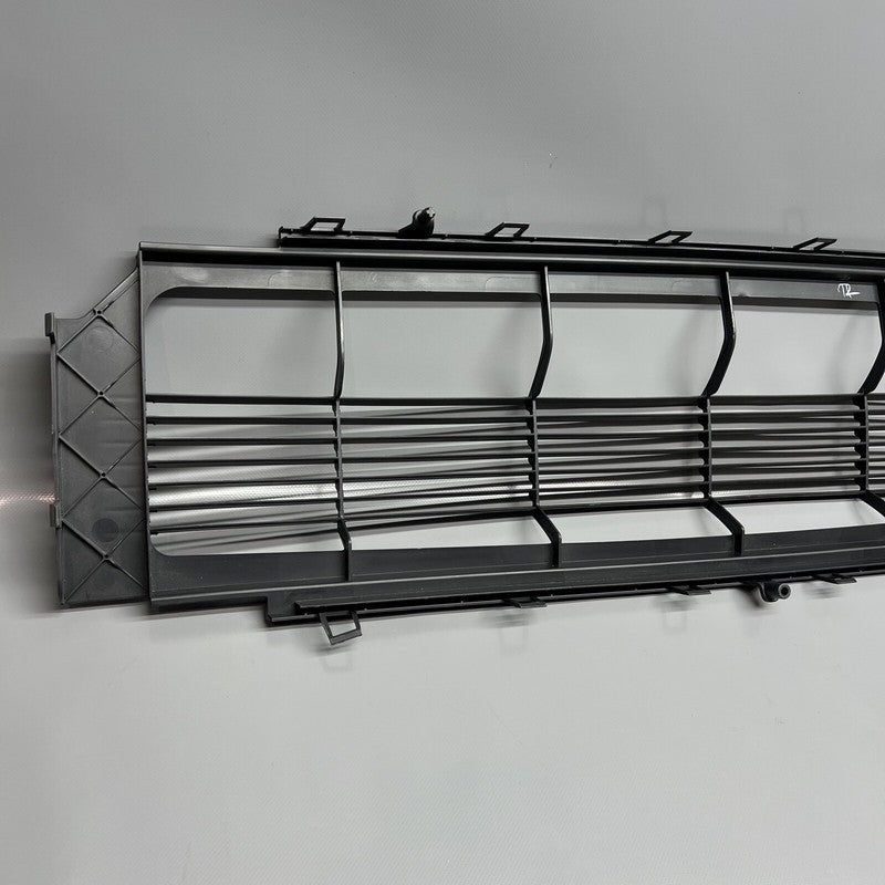 1058022-00-B TESLA MODEL S GRILLE CENTER LOWER DUCTING 2016 17 18 19 2020 OEM 1058022-00-B