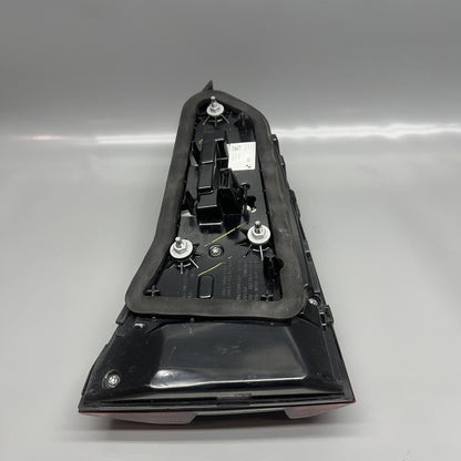 8793199807 BMW X5 TAIL LIGHT LEFT DRIVER INNER 2019 2020 2021 OEM 7793199707