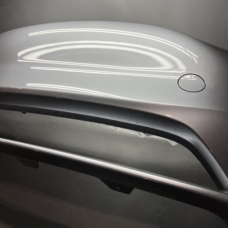 1687994-TX-A TESLA MODEL Y FRONT BUMPER 2023 2024 OEM NON SENSOR TYPE