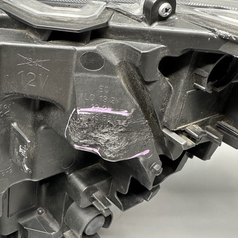 RAV 4 TOYOTA RAV 4 HEADLIGHT RIGHT PASSENGER 2019 2020 2021 2022 LED OEM