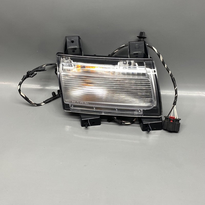 68307244AF JEEP WRANGLER TURN SIGNAL RIGHT PASSENGER 2018 19 20 21 22 2023 OEM 68307244AF