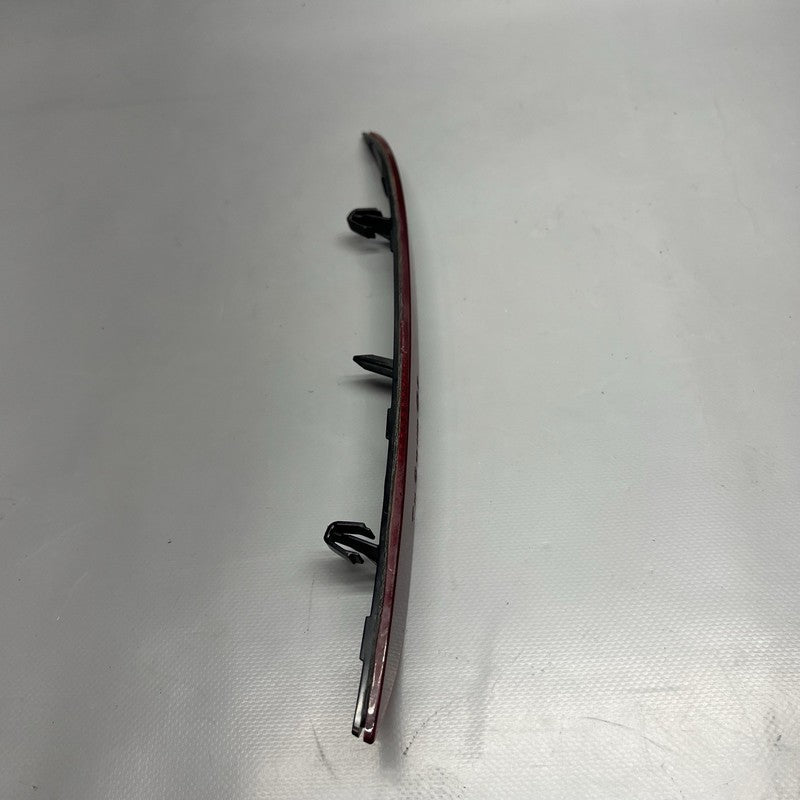 1077407 TESLA MODEL 3 REAR BUMPER REFLECTOR RIGHT PASSENGER 2016 2017 2018 2019 2020 OEM