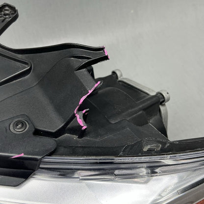 84887857 CHEVROLET TRAVERSE HEADLIGHT LEFT DRIVER 2018 2019 2020 2021 LED OEM 84887857