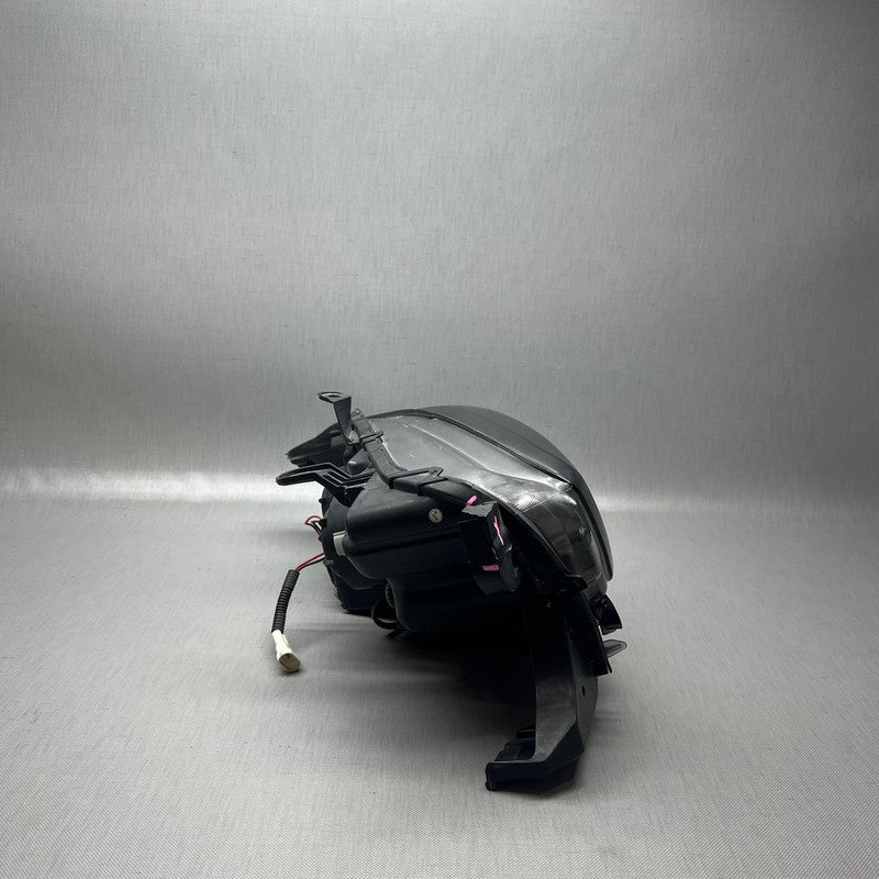 TOYOTA TACOMA HEADLIGHT LEFT DRIVER 2016 2017 2018 2019 DOUBE PROJECTOR 