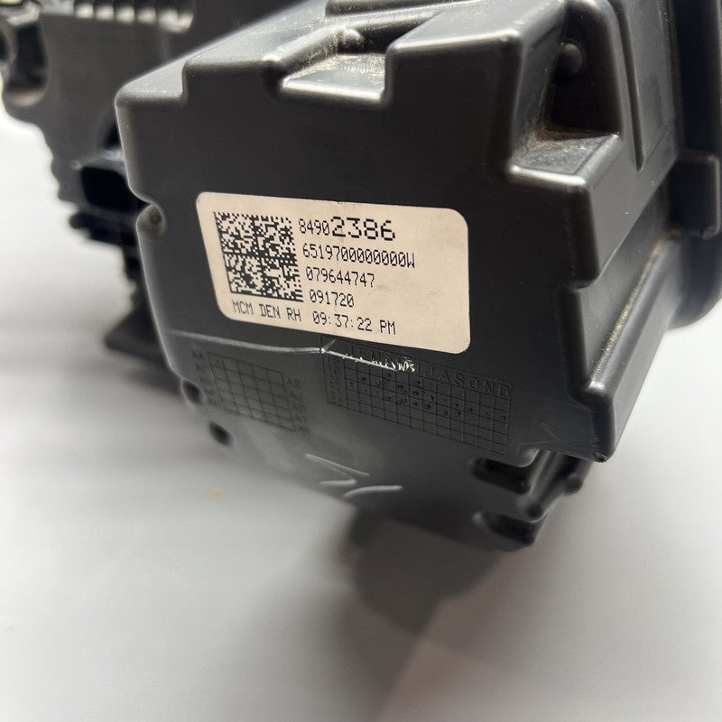 84902386 GMC ACADIA HEADLIGHT RIGHT PASSENGER 2020 2021 2022 2023 LED OEM 84902386