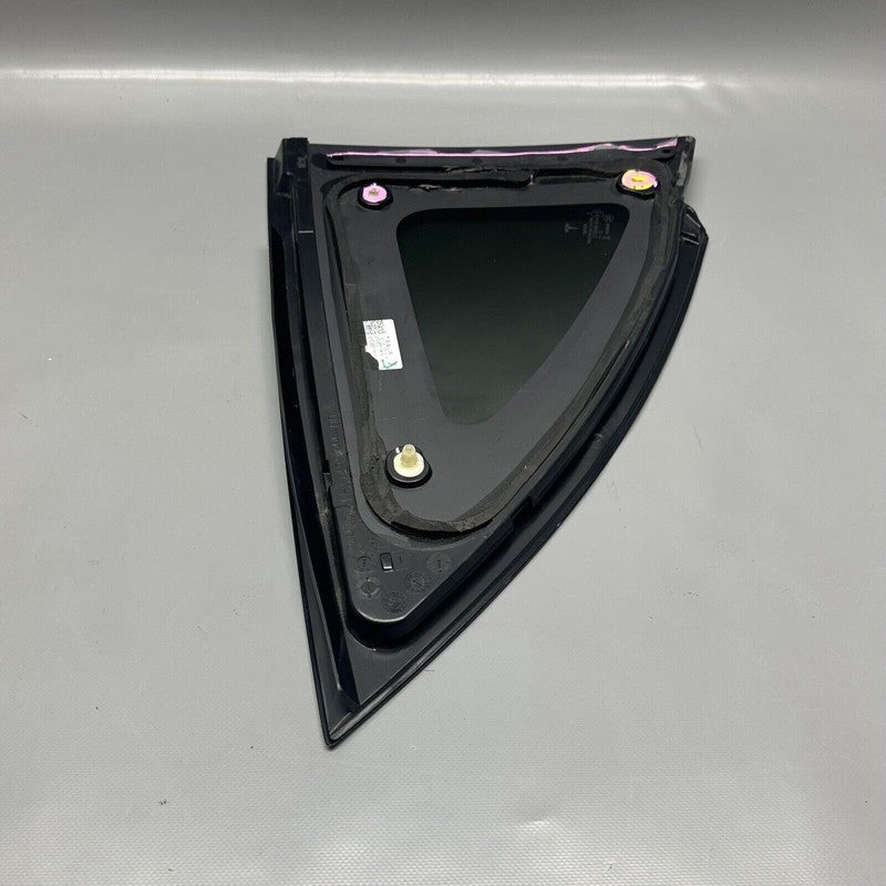 1495740-99-H TESLA MODEL Y QUARTER GLASS LEFT REAR 2020 2021 2022 2023 OEM 1495740-99-H