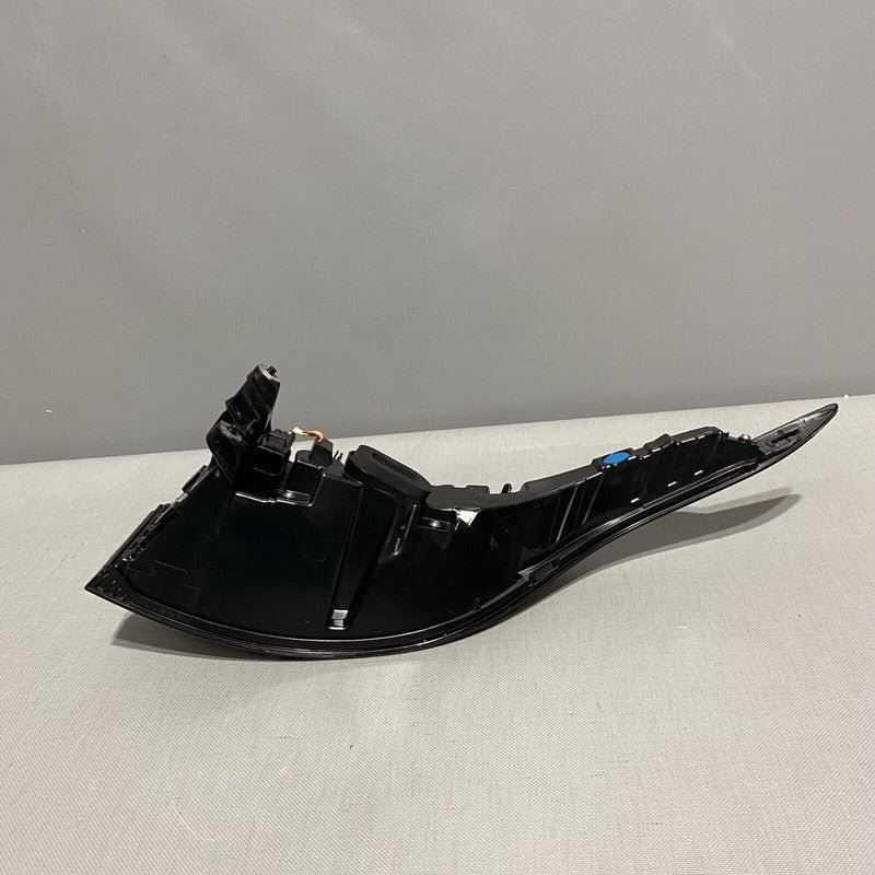 K8D2-13405-BE RANGE ROVER EVOQUE TAIL LIGHT LEFT DRIVER K8D2-13405-BE 2018 2019 2020 OEM