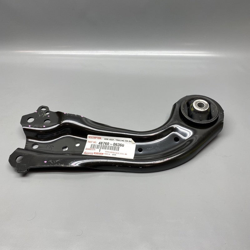 48760-06360 LEXUS ES350 ES300H ARM ASSEMBLY RIGHT 48760-06360 2019 2020 2021 OEM