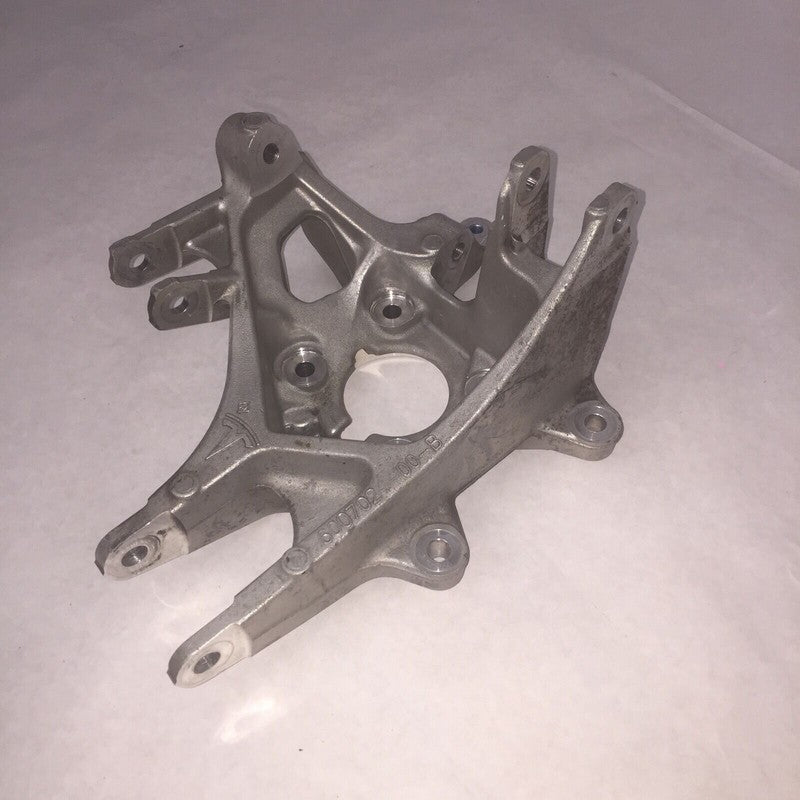 6007024-00-B TESLA MODEL S RIGHT REAR KNUCKLE 2012 2013 2014 2015 OEM 6007024-00-B