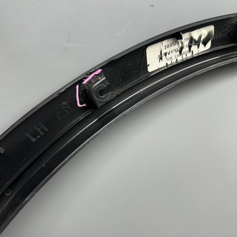 TESLA MODEL X FENDER FLARE LEFT FRONT 1035288-00-N 2016 2017 2018 2019