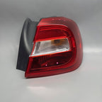 MERCEDES BENZ GLA250 TAIL LIGHT RIGHT PASSENGER 2015-2017 2018 2019 20