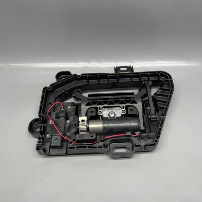 1046122-00-G TESLA MODEL S DOOR HANDLE RIGHT FRONT 2017 2018 2019 GEN2 OEM 1046122-00-G