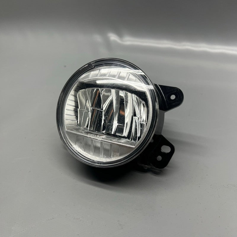 JEEP GLADIATOR FOG LIGHT LEFT DRIVER 2017 2018 2019 2020 2021 OEM