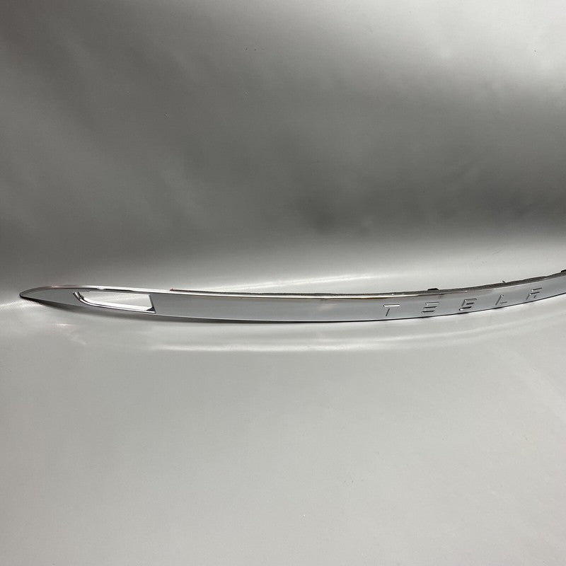 1035369-00-D TESLA MODEL X GATE CHROME TRIM 1035369-00-D 2016 2017 2018 2019 OEM 