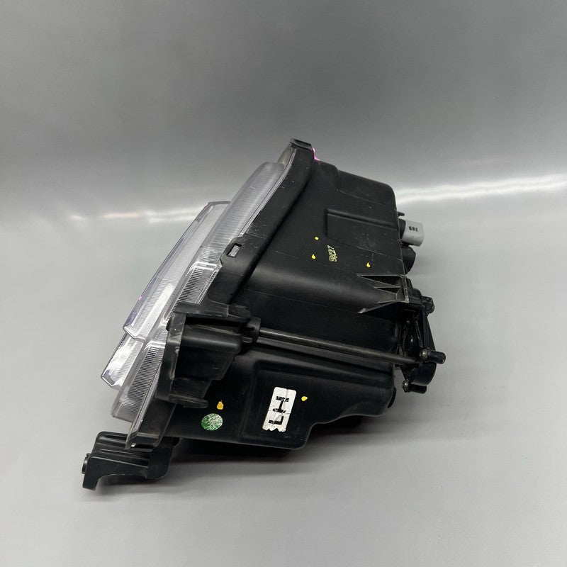 KIA SORENTO FOG LIGHT RIGHT PASSENGER 2021 2022 2023 OEM 