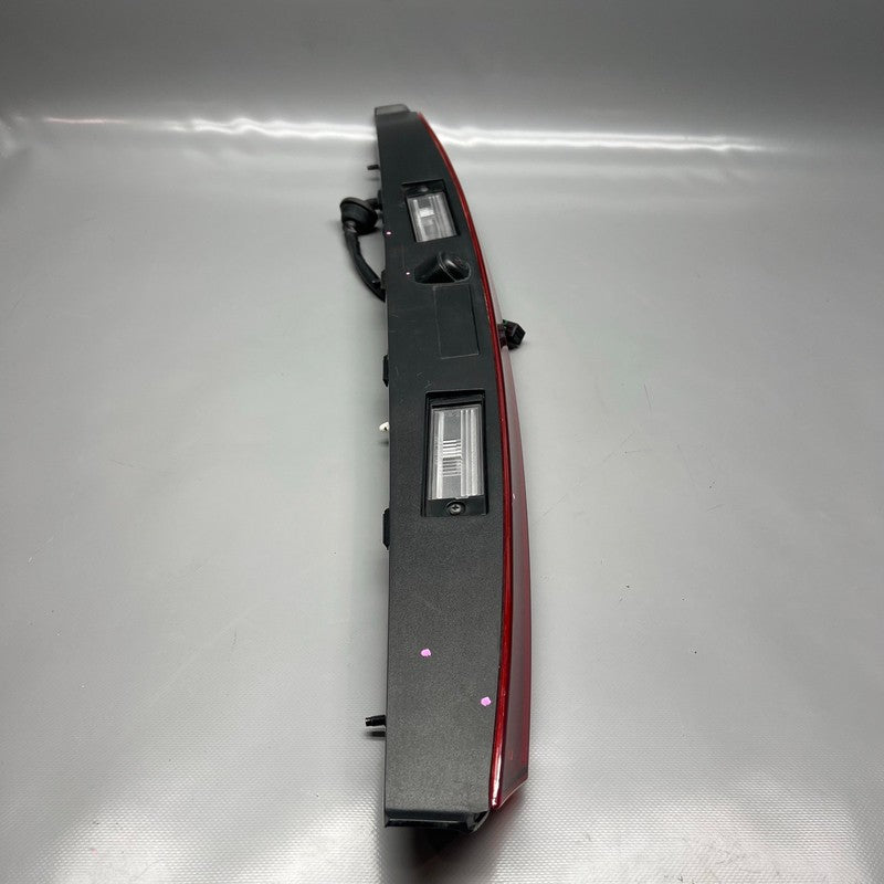 KIA FORTE CENTER TAIL LIGHT 2022 2023 2024 OEM 92409M7700