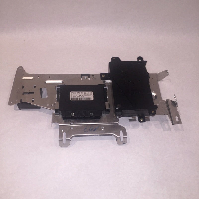 A2038202726  /   0205455232 MERCEDES BENZ CL500 CL55 TELEPHONE NAVI SECURITY MODULES 2000 2001 2002 OEM