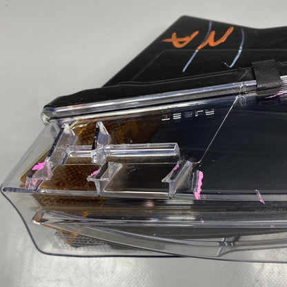 1077391-00-E TESLA MODEL 3 FOG LIGHT LEFT DRIVER 2017 2018 2019 2020 3 PIN OEM 1077391-00-E