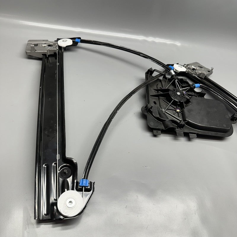1096621-00-L TESLA MODEL 3 WINDOW REGULATOR RIGHT FRONT 2017 2018 2019 2020 1096621-00-L OEM