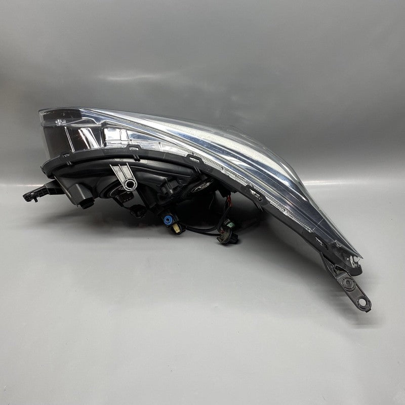 84001FL00A SUBARU IMPREZA HEADLIGHT RIGHT PASSENGER 2017 2018 2019 HALOGEN OEM 84001FL00A