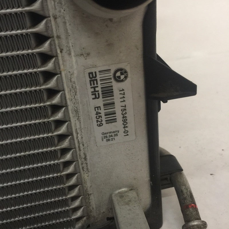 17117534904-01  /  7553664-01 BMW 745 E65 COOLING RADIATOR AC CONDESER AND COOLERS 2002 2003 2004 2005 OEM