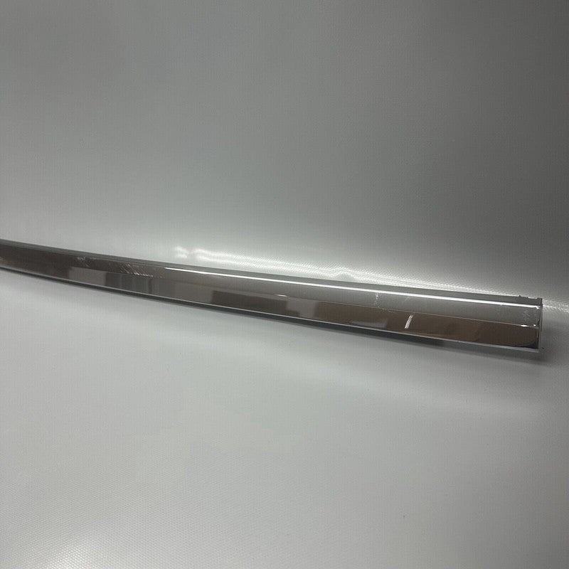 1098685-00-D TESLA MODEL X DOOR WINDOW MOLDING LEFT REAR 2016 17 18 19 2020 OEM 1098685-00-D