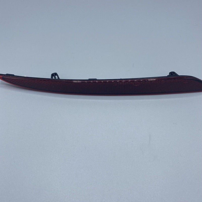 TESLA MODEL S REAR BUMPER REFLECTOR RIGHT 6007706-00 2016 2017 2018 20