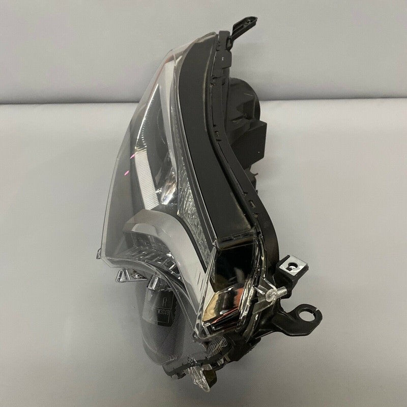 RAV 4 TOYOTA RAV4 HEADLIGHT RIGHT PASSENGER 2016 2017 2018 HALOGEN OEM 