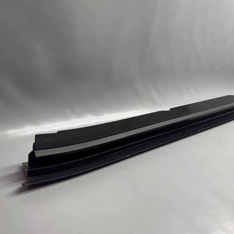 TESLA CYBERTRUCK HORIZONAL GUIDE RAIL LEFT 2024 2025 OEM 1852128-00-D