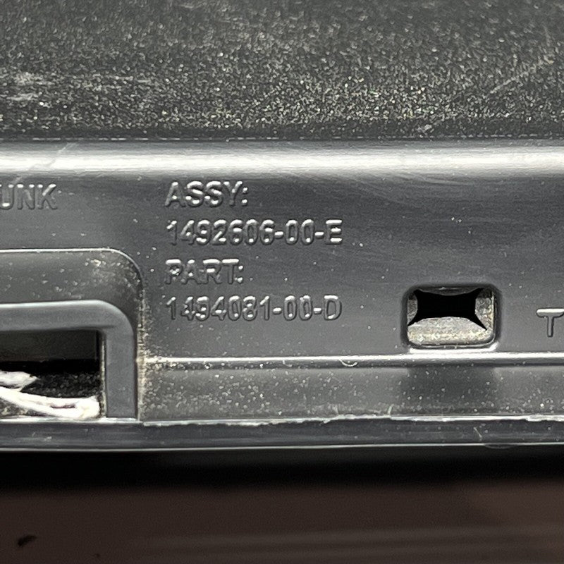 1492606-00-E TESLA MODEL Y FRUNK STORAGE BOX COMPARTMENT 2020 2021 22 2023 OEM 1492606-00-E