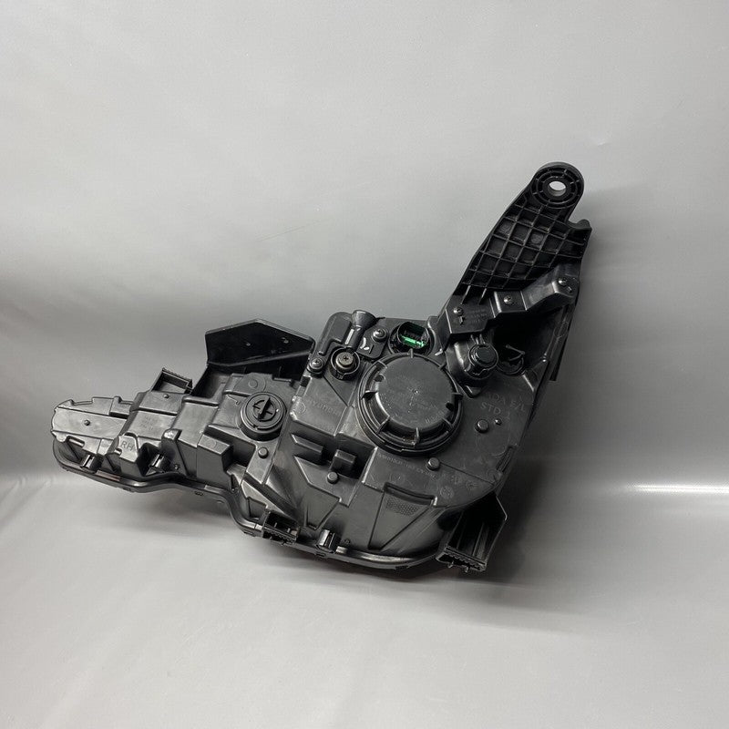 92101-F3500 HYUNDAI ELANTRA HEADLIGHT RIGHT PASSENGER 92101-F3500 2019 2020 HALOGEN OEM 