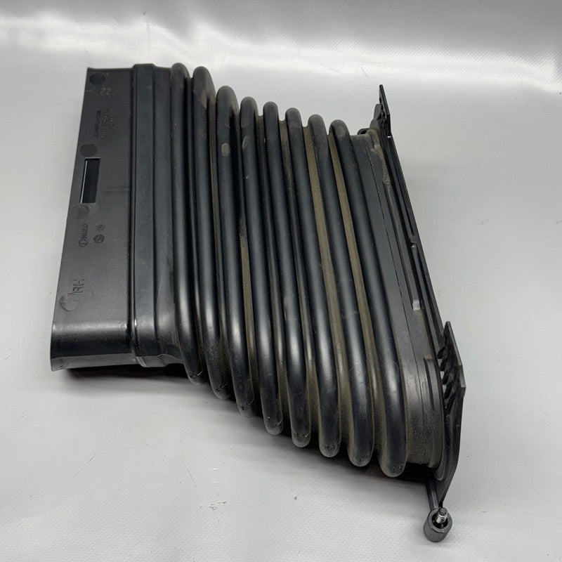 MERCEDES BENZ G63 ENGINE AIR DUCT RIGHT 2019-2021 2022 2023 2024 OEM A