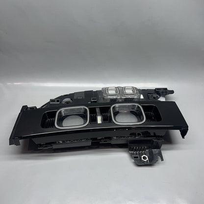 L8B3-13404-DD LAND ROVER DEFENDER TAIL LIGHT RIGHT PASSENGER 2020 2021 2022 OEM L8B3-13404-DD