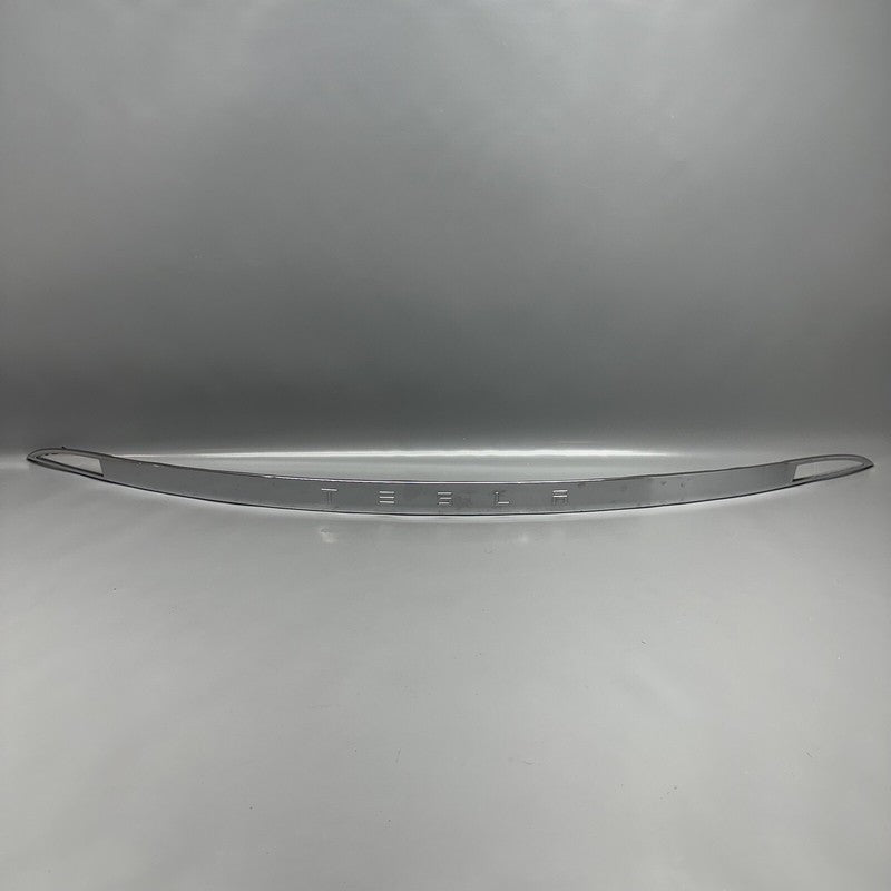 1008856-00-C TESLA MODEL S GATE CHROME LIFTGATE APPLIQUE 2012 2013 2014 2015 OEM 1008856-00-C