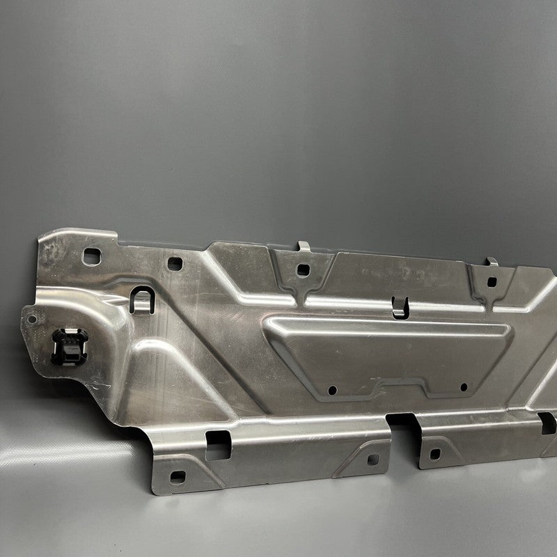 51647422287 BMW 330 RADIATOR CORE UPPER SUPPORT 2019 2020 2021 OEM 51647422287