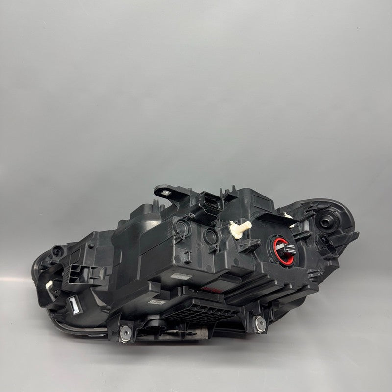 BMW X1 HEADLIGHT RIGHT PASSENGER 2016 2017 2018 2019 LED OEM 631171937