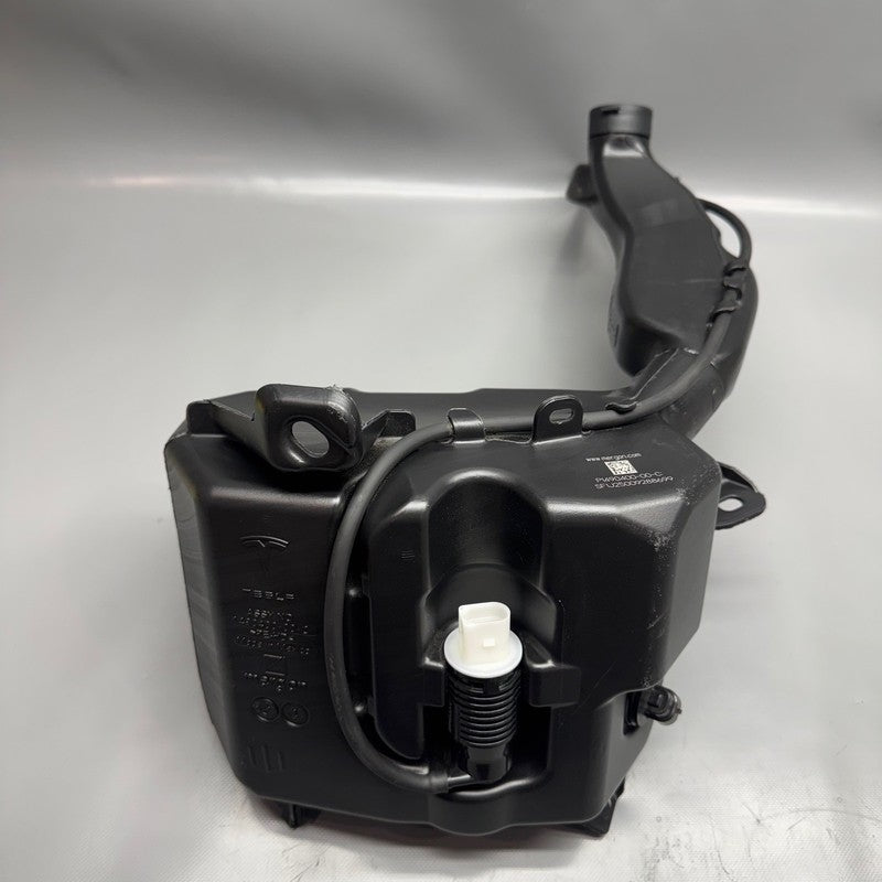 TESLA MODEL Y WINDSHIELD WASHER RESERVOIR 2020 2021 2022 2023 2024 OEM