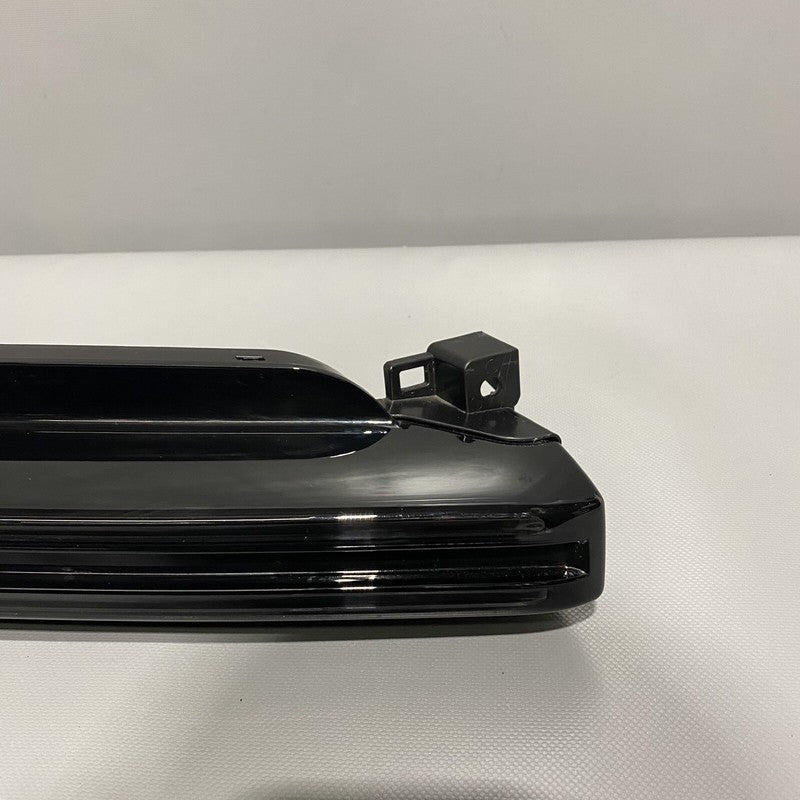 9Y0953050B PORSCHE CAYENNE ADDITIONAL HEADLIGHT RIGHT PASSENGER 2018 2019 2020 9Y0953050B