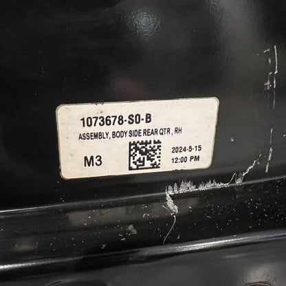 1073678-S0-B TESLA MODEL 3 QUARTER PANEL RIGHT 2017 18 19 20 21 22 2023 OEM 1073678-S0-B