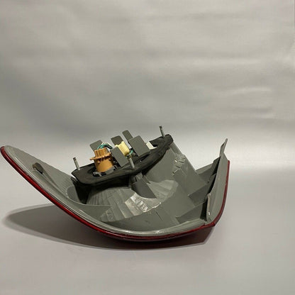 TOYOTA COROLLA TAIL LIGHT LEFT DRIVER INNER AND OUTTER 2005 2006 2007 2008 OEM