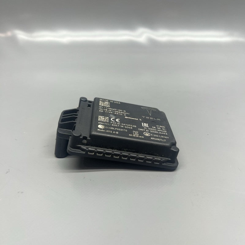 1108647-00-D TESLA MODEL 3 RADAR SENSOR MODULE 2017 2018 2019 2020 OEM 1108647-00-D