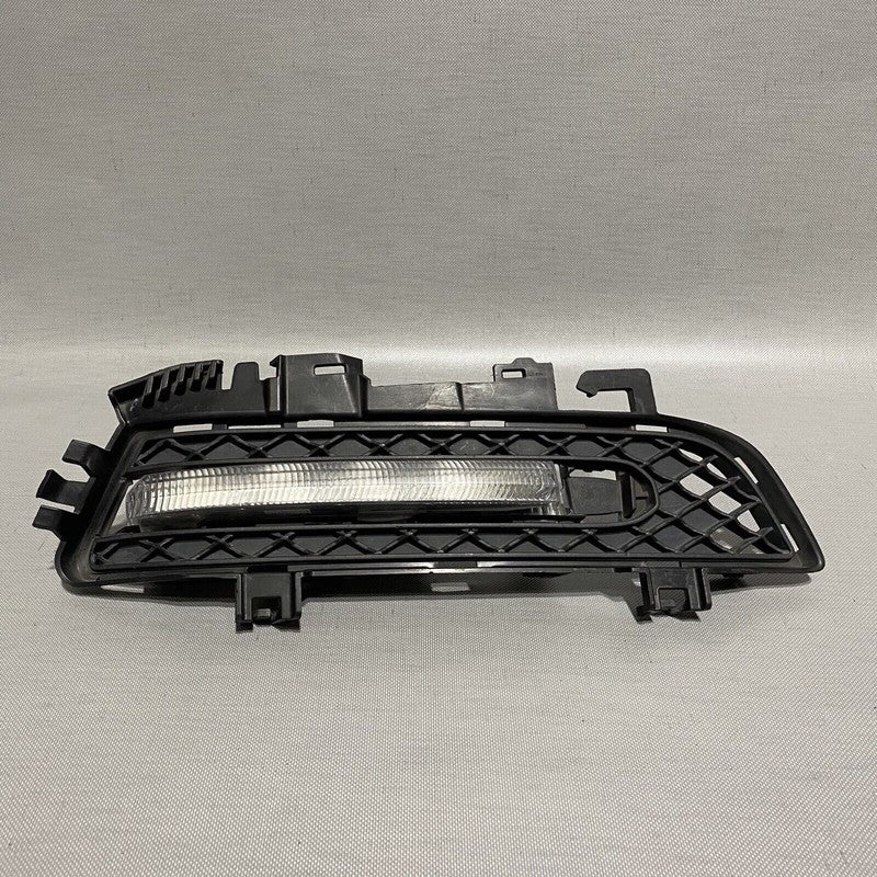MERCEDES BENZ C300 FOG LIGHT RIGHT PASSENGER SIDE A2049069000 2011 201